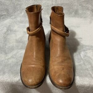 FRYE Melissa Tan Leather Ankle Boots Buckle Strap Zip‎ Moto Biker Women 7.5 B